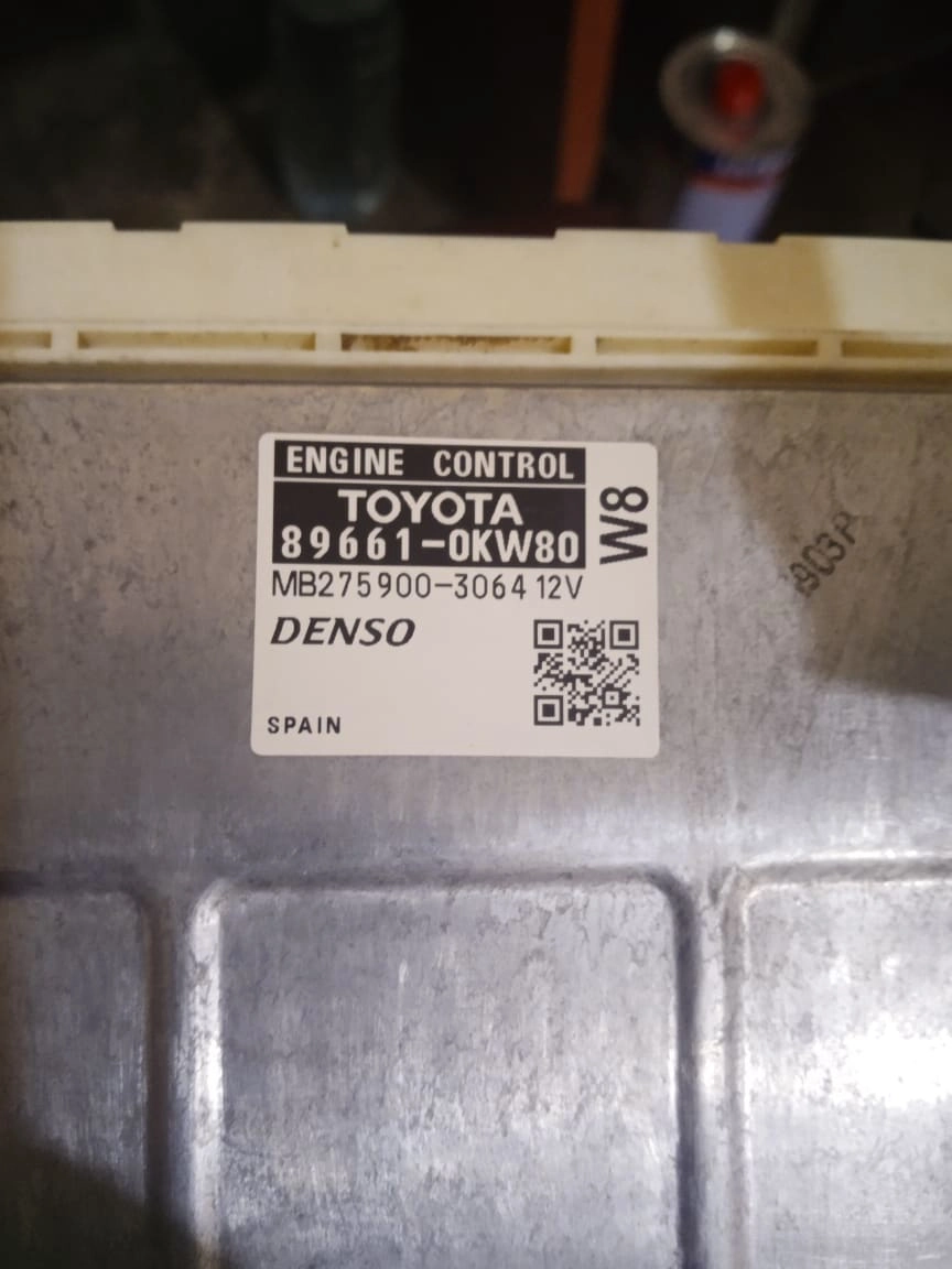 98663-0KR80 89661-00KW8 30KR8000 DENSO Toyota Hilux 2KD-FTV FULL.rar